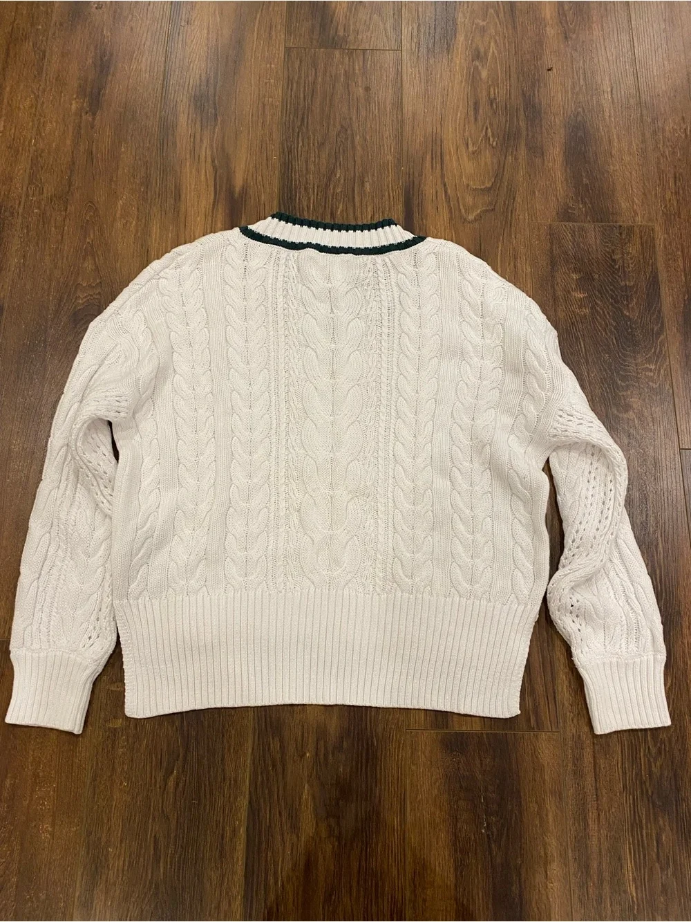 Cotton cable knit V neck sweater - Picture 7 of 10